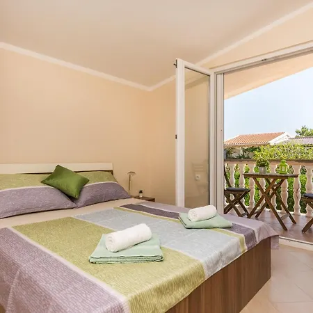 Bobeta 3 By Interhome * Vir