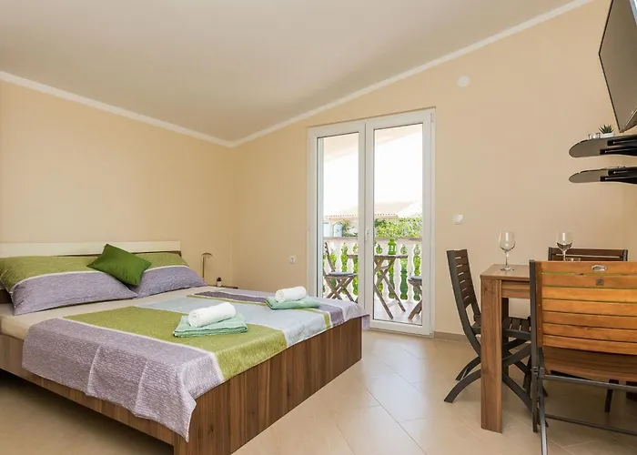 Bobeta 3 By Interhome * Vir