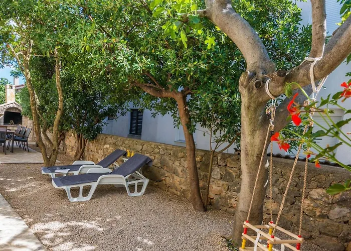 Bobeta 3 By Interhome Apartman Vir